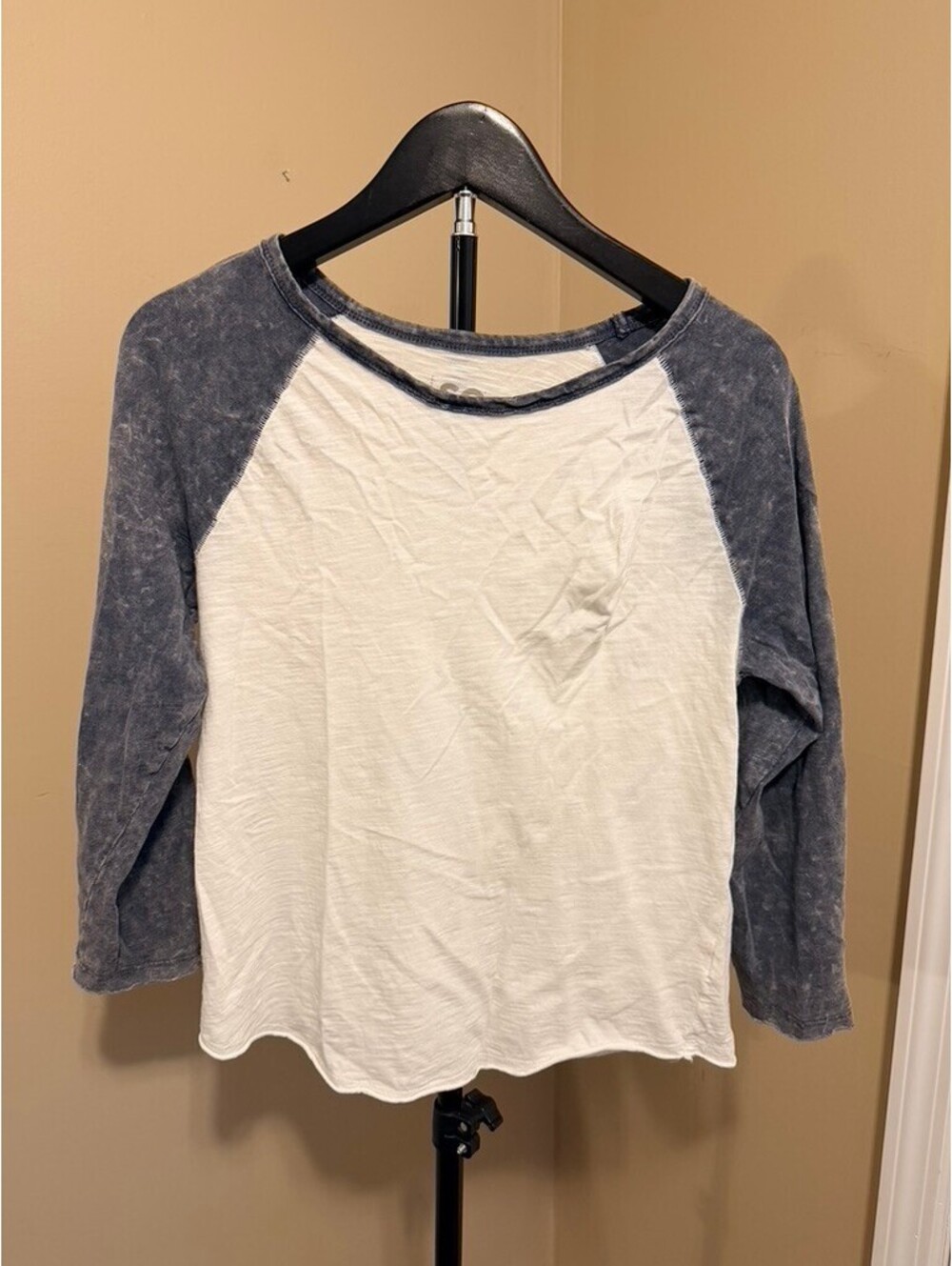 SO Colorful Burnout Baseball Long Sleeve Tee Size M